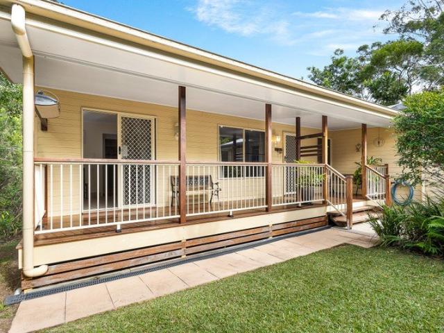 The Perfect Downsizer Privacy, Backing onto Nature An Opportunity Not to Be Missed