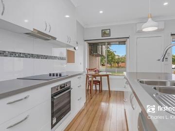 Echuca, Campaspe, Victoria, Victoria - Equipped kitchen