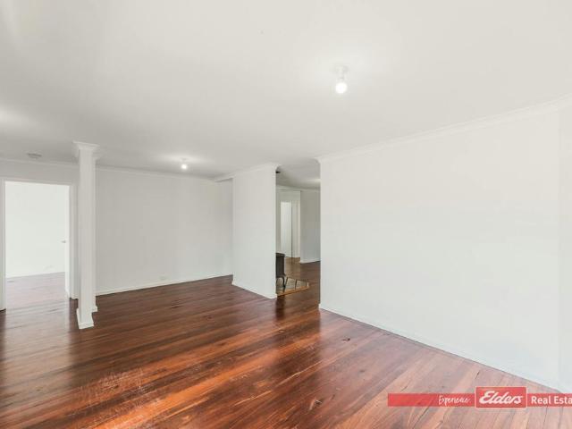 The perfect Entertainer – Large 4 x 2 with Pool!