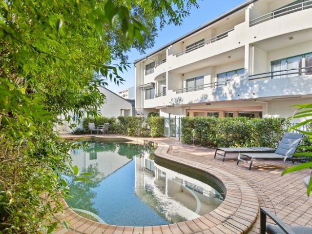 The perfect entry level City apartment opposite Cairns Central !