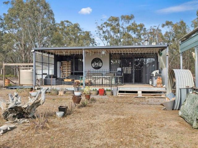Double dwelling getaway in a tranquil location!
