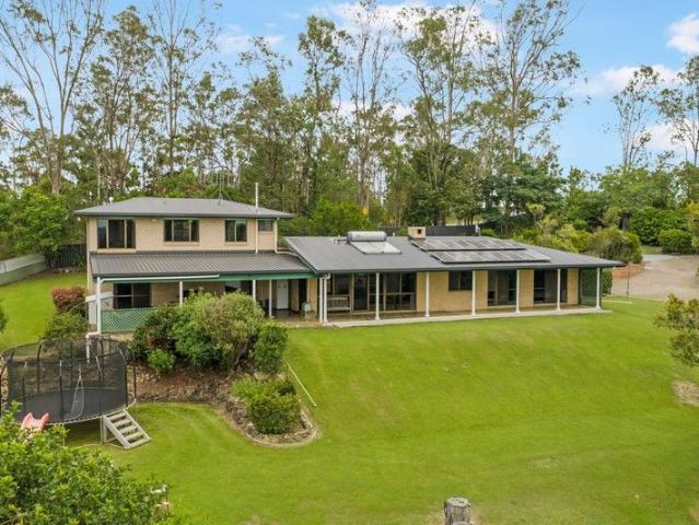 13.1 Acres of Space, Shedding & Family Living A Lifestyle with Room to Grow