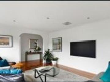 The Perfect Family Home !
