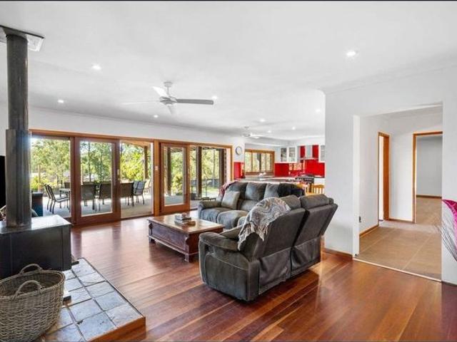 The Perfect Family Home with Space to Enjoy!
