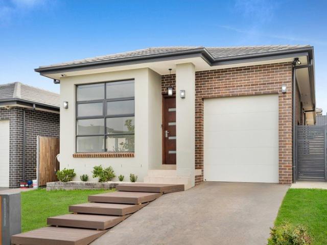 The Perfect Family Home in the Heart of Oran Park