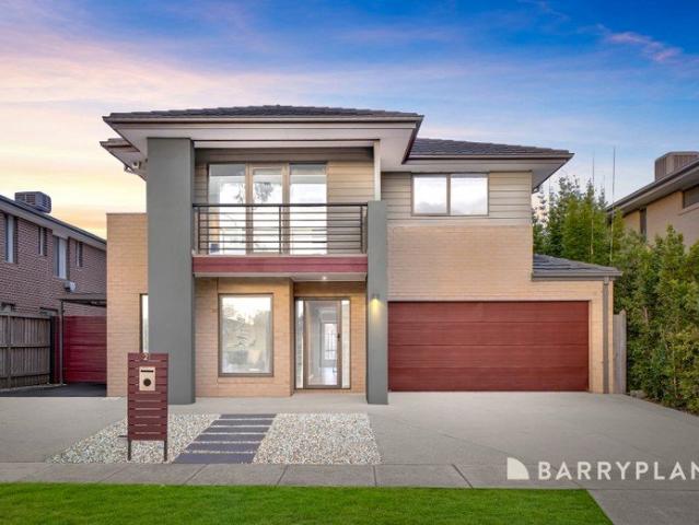 The Perfect Family Package in a Prime Williams Landing Location!