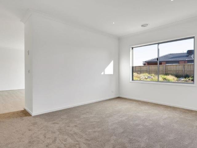 The Perfect freshly painted 4 Bedroom Home, Harpley Estate