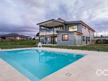 The Perfect Outlook Modern Family Home with Breathtaking Views