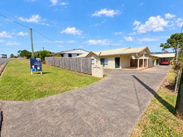The Perfect Place to Start Easy Living Close to Town!