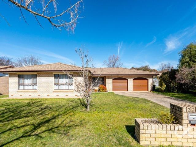 The perfect start or a savvy investment: a beautifully presented three bedroom gem in a highly sought after Orange location