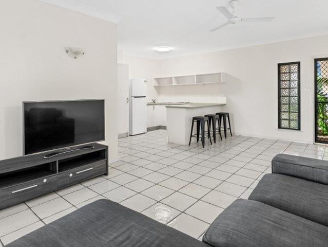 THE PERFECT STARTER/INVESTMENT RESORT STYLE LIVING IN PRIME LOCATION