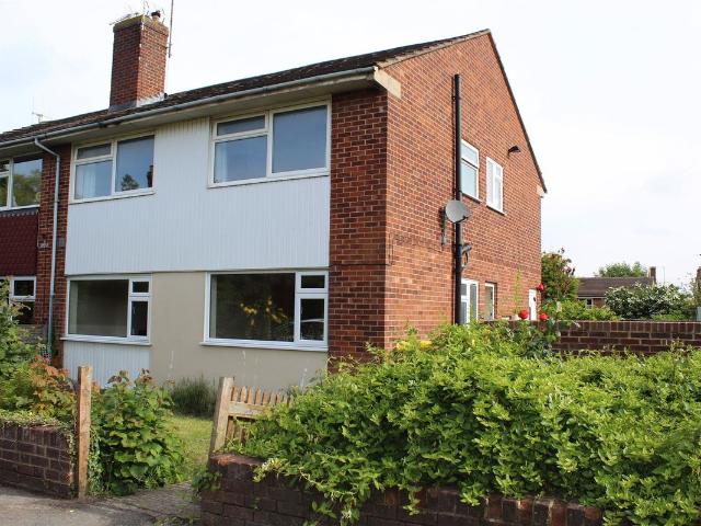 The Piece, Gloucester GL3, 2 bed maisonette to rent, £1,000 pcm | PrimeLocation