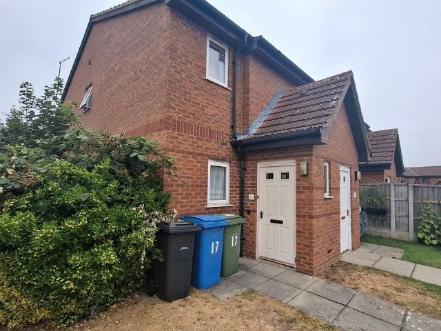 The Pines, Worksop S80, 2 bed flat to rent, £675 pcm | PrimeLocation