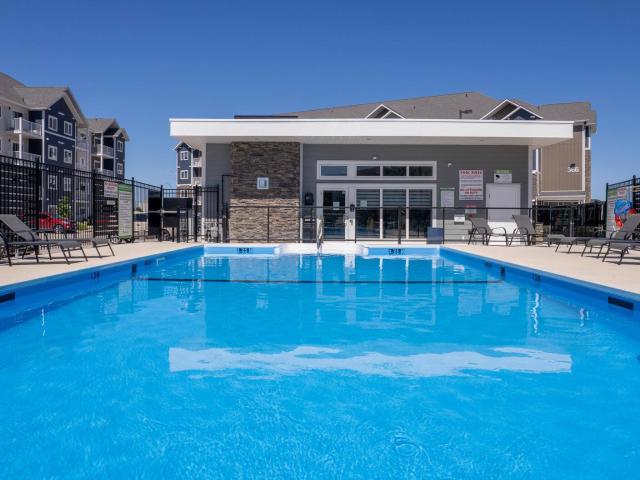 The Pinnacle at Bridgwater 1 Bedroom, 1 Bathroom + Den Apartment for Rent