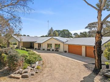 GREAT VALUE & MOTIVATED VENDORS! THE PINNACLE OF ACREAGE LIVING!