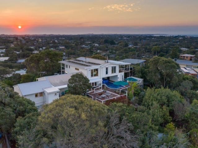 The Pinnacle of Peninsula Living: Spectacular 360° Views & Ultimate Coastal Luxury
