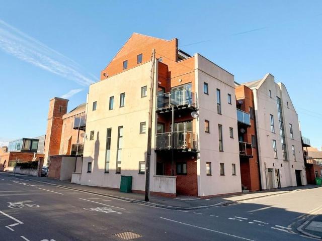 The Pinnacle, Nottingham, NG1 2 bed apartment to rent £1,150 pcm £265 pw