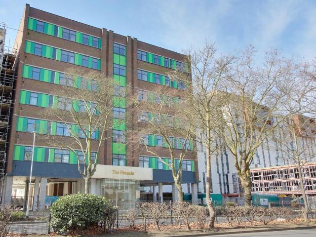 The Pinnacle, Southend On Sea SS2 2 bed apartment to rent £1,250 pcm £288 pw