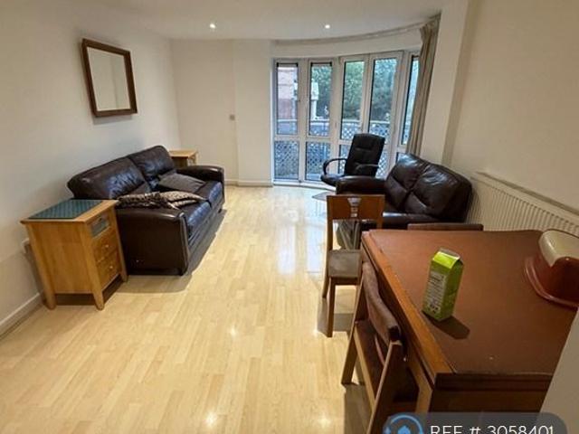 The Pinnacle, Reading, RG1 2 bed flat to rent £1,575 pcm £363 pw