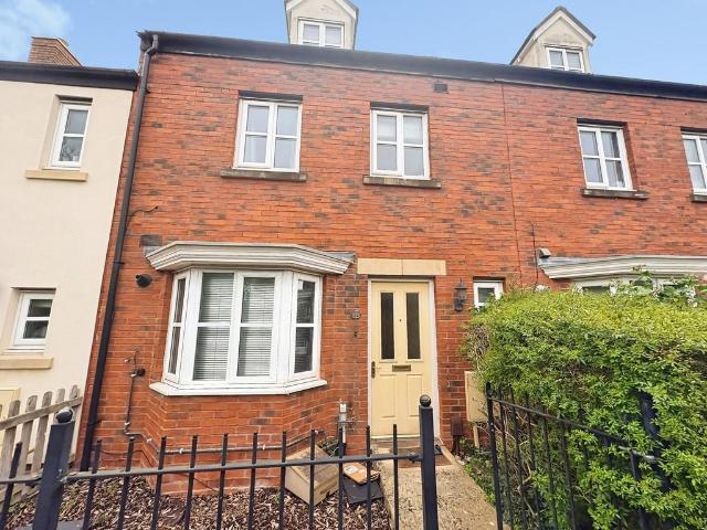 THE PLANTATION, HARDWICKE 4 bed semi detached house to rent £1,600 pcm £369 pw