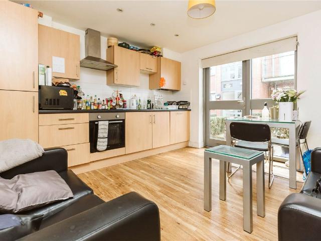 The Platform, Station Road, Montpelier, Bristol BS6, 4 bed flat to rent, £2,200 pcm | PrimeLocation