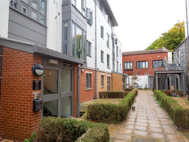 The Platform, Station Road, Montpelier, Bristol BS6, 4 bed flat to rent, £2,200 pcm | PrimeLocation