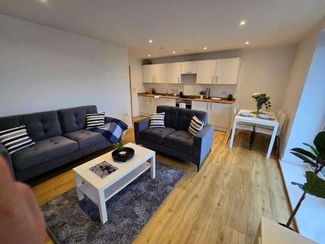 The Plaza, 1 Every Street, Ancoats. 3 bed flat to rent £1,900 pcm £438 pw