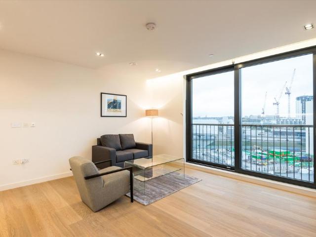 The Plimsoll Building, King's Cross. Studio to rent £3,100 pcm £715 pw