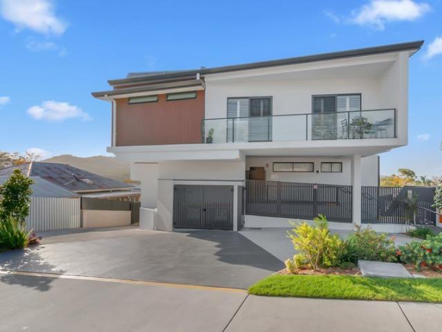 The Prominence Sophisticated Inner City Living with Mt Coot tha Views
