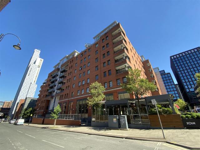 The Quadrangle, Lower Ormond Street, Manchester M1, 2 bed flat to rent, £1,500 pcm | PrimeLocation