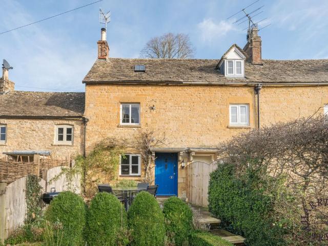 The Quadrangle, Naunton GL54, 2 bed cottage to rent, £1,500 pcm | PrimeLocation