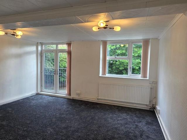 The Quadrant, Stockport SK1, 3 bed semi detached house to rent, £1,400 pcm | PrimeLocation