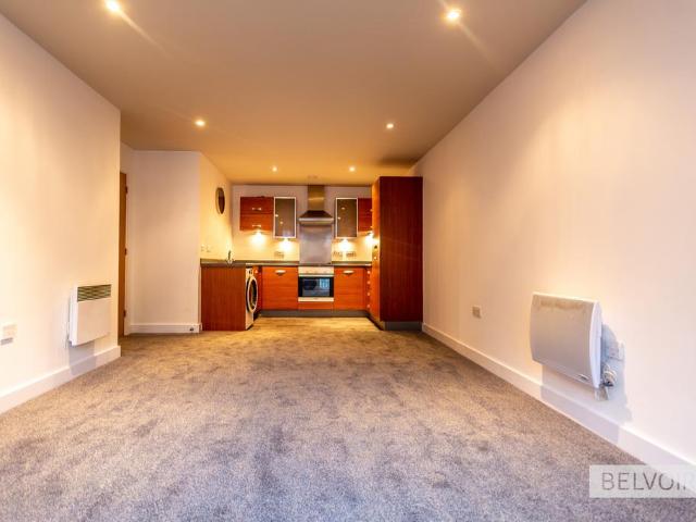 The Quartz, 10 Hall Street, Jewellery. 2 bed flat to rent £1,050 pcm £242 pw