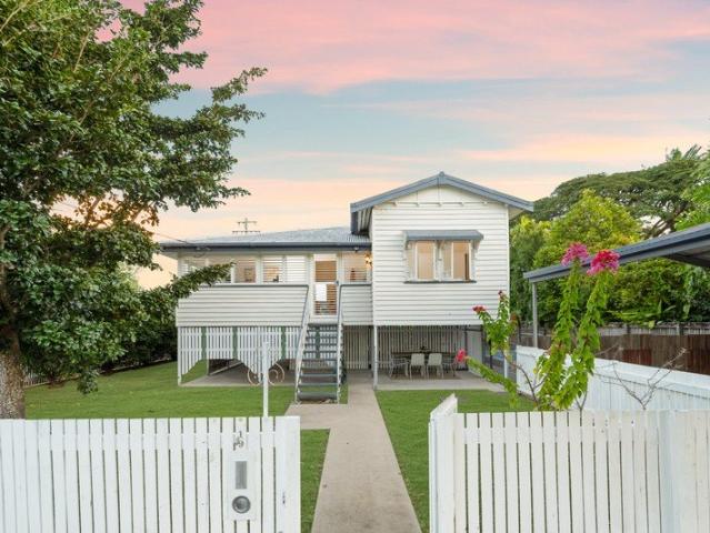 The Queenslander Lifestyle You've Been Yearning For
