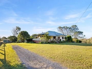 The Quintessential Country Dream: A charming Queenslander, pastoral views and even a pool