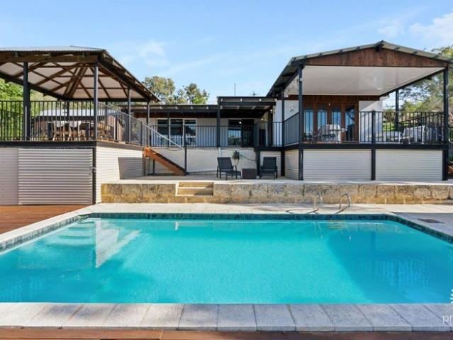 The Quintessential Hills Retreat