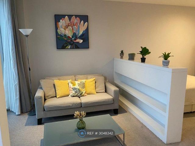 The Rotunda, Birmingham B2, Studio to rent, £825 pcm | PrimeLocation