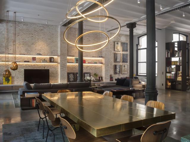 THE ROYAL LOFT