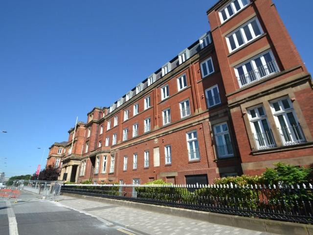 The Royal, Salford M3, 2 bed flat to rent, £1,250 pcm | PrimeLocation