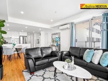THE ROLLS ROYCE OF MODERN LIVING ULTRA STYLISH 2 BEDROOM UNIT IN PRIME LOCATION