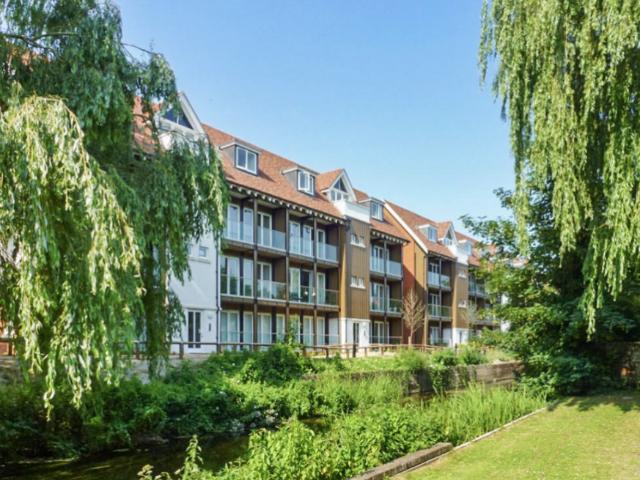 The Rope Walk, Canterbury, CT1 2 bed apartment to rent £1,600 pcm £369 pw