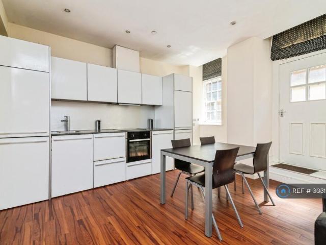 The Ropewalk, Nottingham, NG1 2 bed flat to rent £1,050 pcm £242 pw