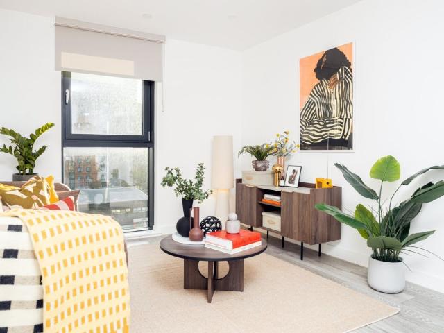 The Radiant, 84 Kirkstall Road, Leeds, West Yorkshire LS3, 1 bed flat to rent, £1,050 pcm | PrimeLocation