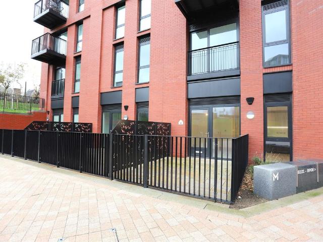 The Railings, Middlewood Locks M5, 2 bed town house to rent, £1,795 pcm | PrimeLocation
