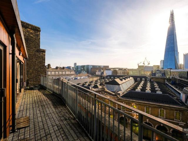 The Rajasthan I, 49 Monument Street, London, EC3R 8BU, United Kingdom | 3 bed duplex for rent #130432702 | Rentberry