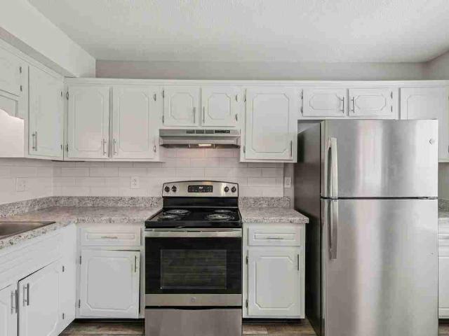The Retreat at Concord 2 Bedroom Apartment for Rent at 137 W Concord Dr Apt A, Clarksville, TN 37042