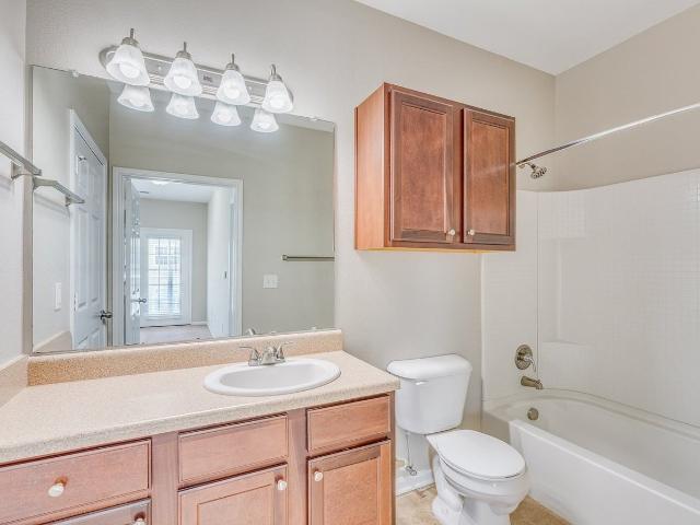 Vintage Retreat Apartments 2 Bedroom Apartment for Rent at 260 25th St Ne, Cleveland, TN 37311