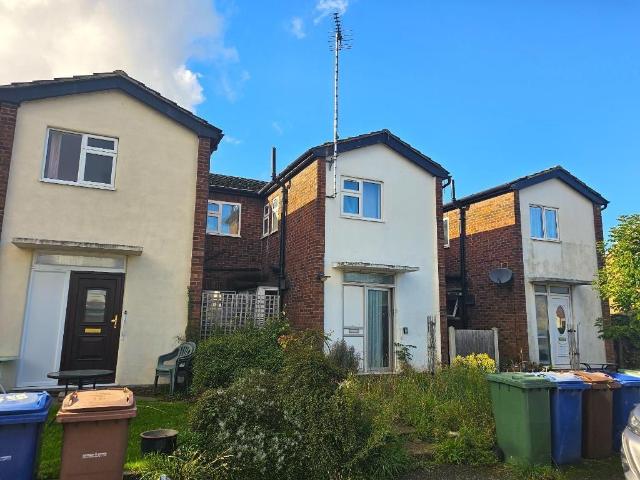 The Retreat, Grays, Essex RM17, 2 bed flat to rent, £1,550 pcm | PrimeLocation