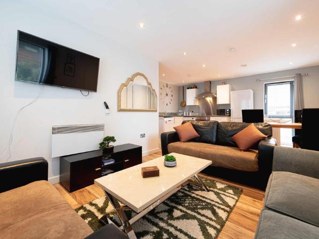 The Reach, 39 Leeds Street, Pride Quarter, Liverpool, L3 2DE, United Kingdom | 2 bed apartment for rent #166440185 | Rentberry
