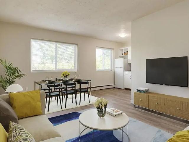 The Regent Bachelor Apartment for Rent
